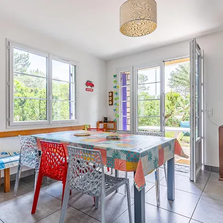 Grande Maison 8 Pers. A Avec Jardin Et Parking - Fr-1-521-219 *