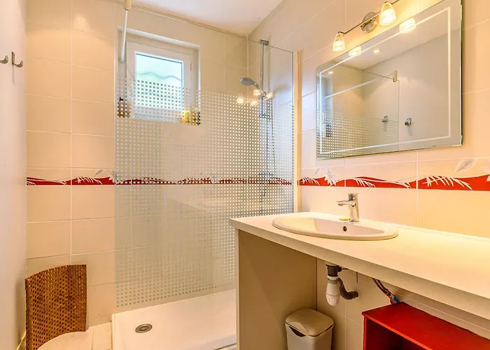 別荘 Grande Maison 8 Pers. A Avec Jardin Et Parking - Fr-1-521-219 *