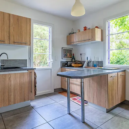 Grande Maison 8 Pers. à Avec Jardin Et Parking - Fr-1-521-219