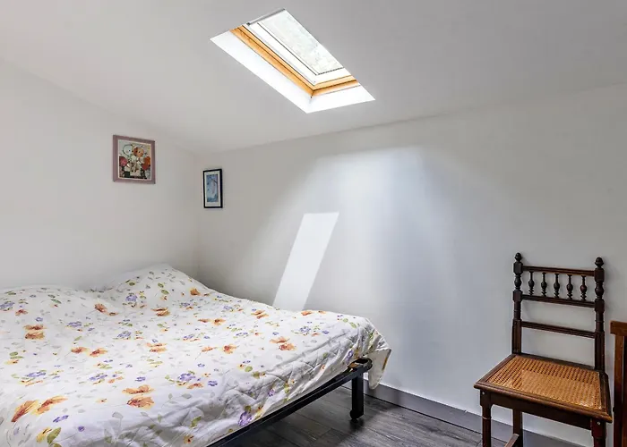 Grande Maison 8 Pers. à Avec Jardin Et Parking - Fr-1-521-219 Vakantiehuis *